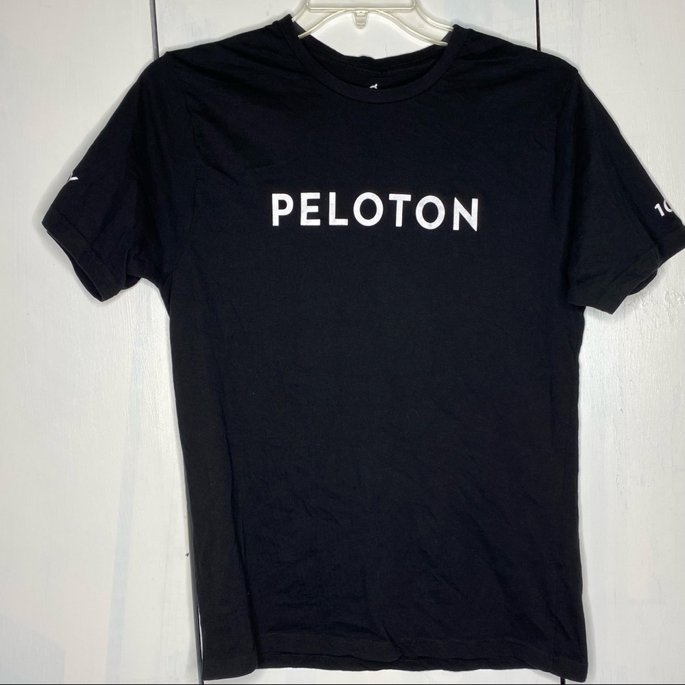 Peloton short sleeve black tee size M